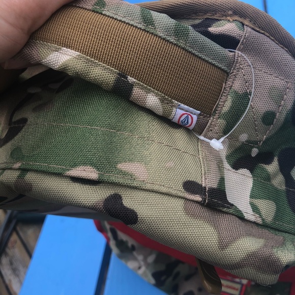 NWOT Volcom Basis Camo Backpack - Picture 15 of 15